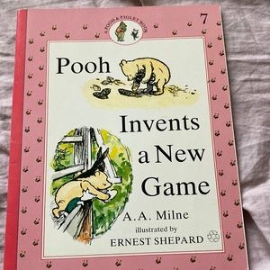Pooh invents a new game (Book 7)